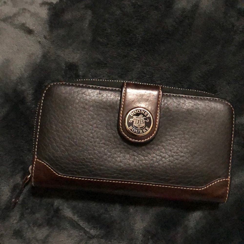 Dooney&Bourke Wallet